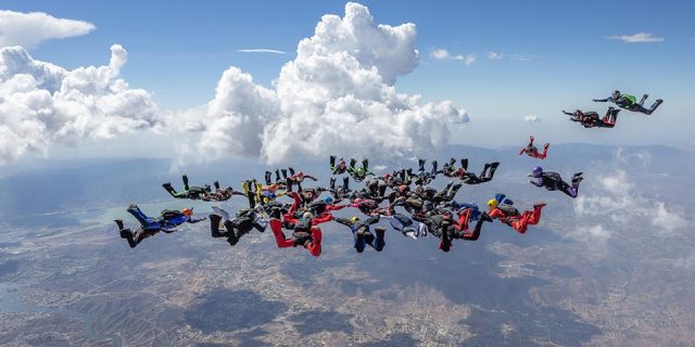 Les destinations et dropzones de rêve pour sauter en parachute 2 skydive perris