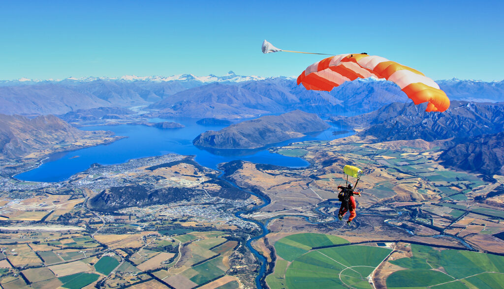 Les destinations et dropzones de rêve pour sauter en parachute 14 skydive wanaka